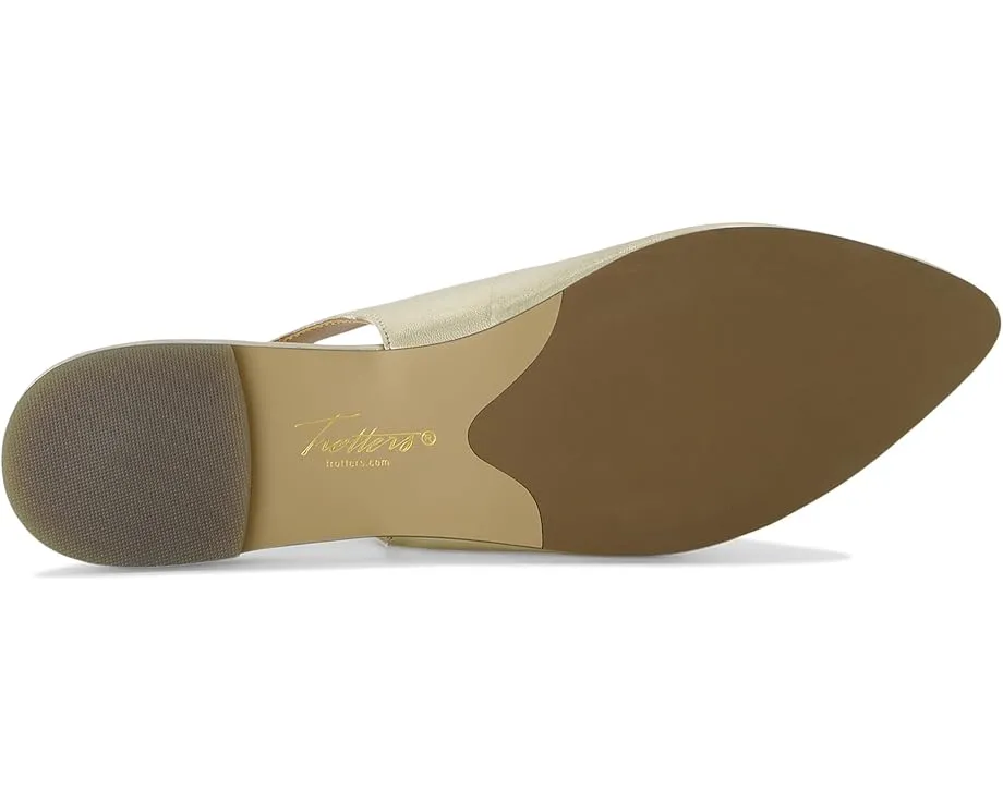 Балетки Trotters Evelyn с острым носком и регулируемым ремешком