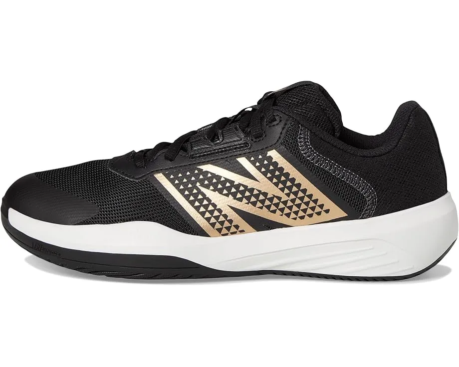 Теннисные кроссовки New Balance 696v6 с легким дизайном и немаркой подошвой NDurance