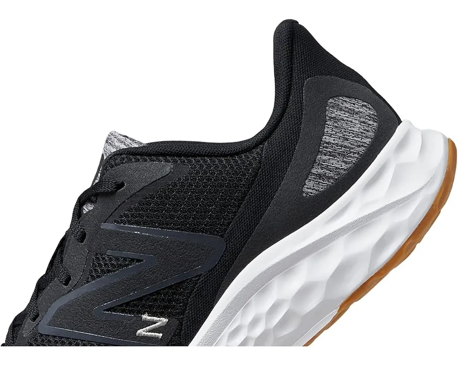 Кроссовки New Balance Fresh Foam Arishi v4 с амортизацией и сетчатым верхом
