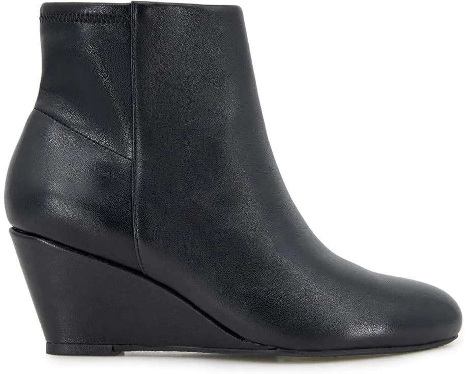 Ботильоны Andre Assous Kora Featherweight на платформе с водонепроницаемым верхом