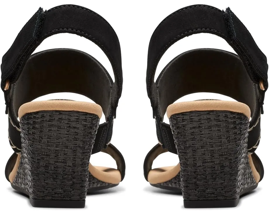 Босоножки Clarks Kyarra Rose на клине с двумя ремешками