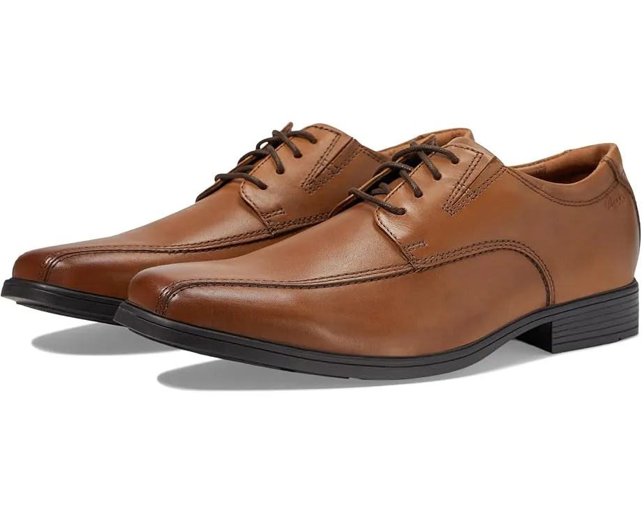 Оксфорты Clarks Tilden Walk с эластичными вставками и стелькой OrthoLite