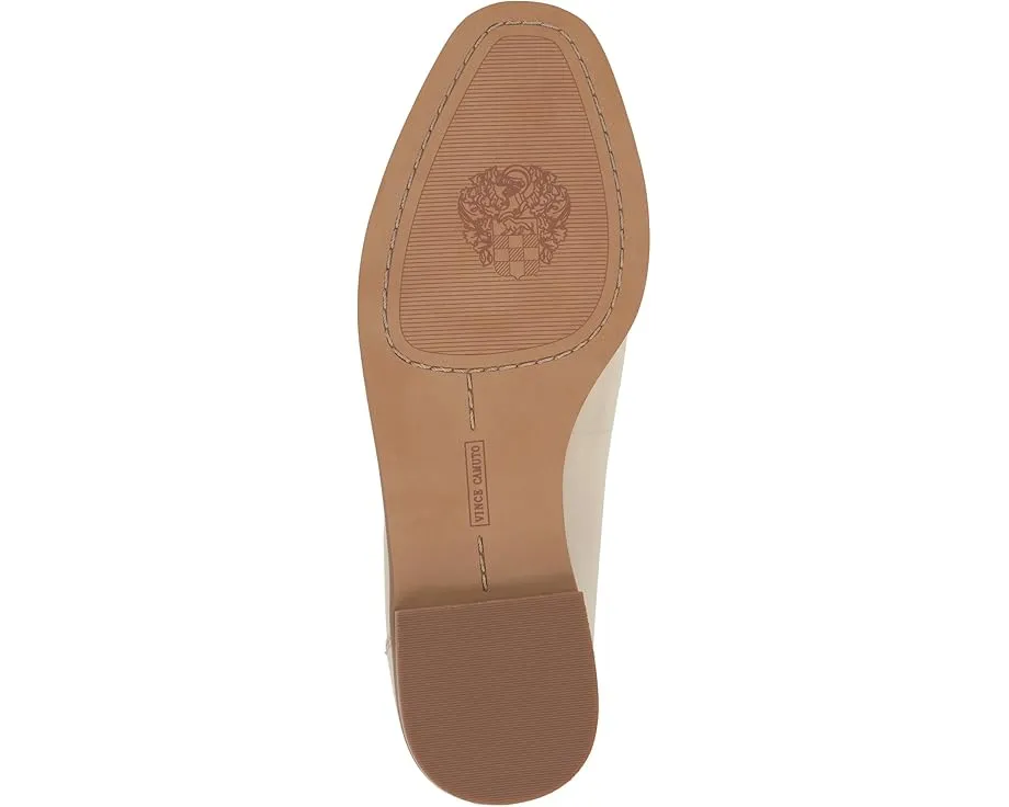 Лоферы Vince Camuto Chiamry с миндалевидным носком и кисточкой