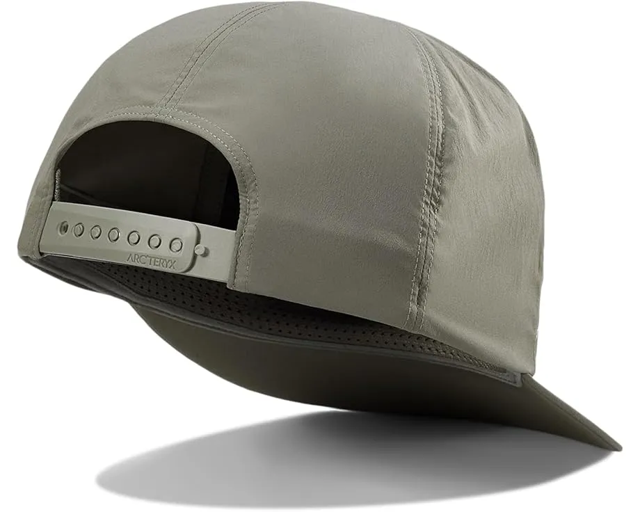 Кепка Arc'teryx Silex Cap из нейлона и спандекса с внутренней сетчатой повязкой