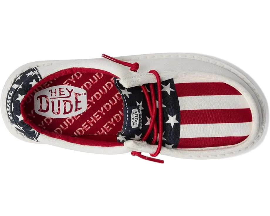 Лоферы Hey Dude Kids Wally Americana для детей с принтованным верхом из холста