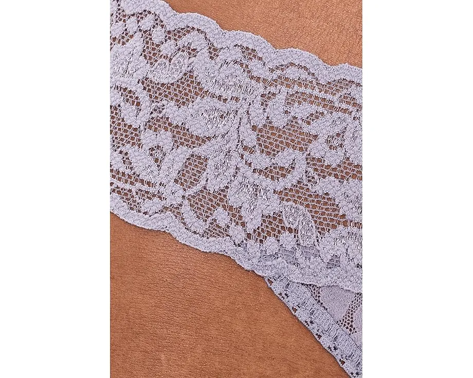 Трусы-стринги Hanky Panky Signature Lace Original Rise с кружевом