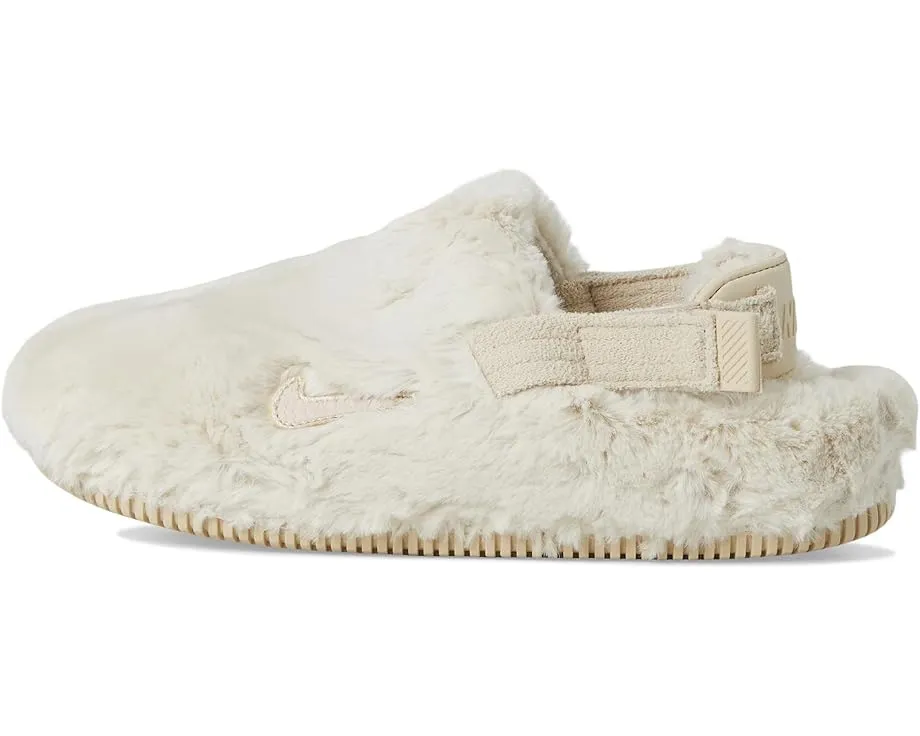 Сланцы Nike Calm SE с текстурной стелькой