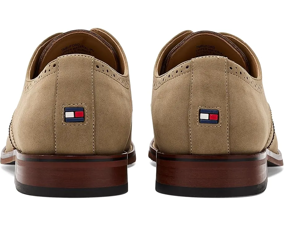 Оксфорды Tommy Hilfiger Buford с декоративными перфорациями и стелькой с памятью