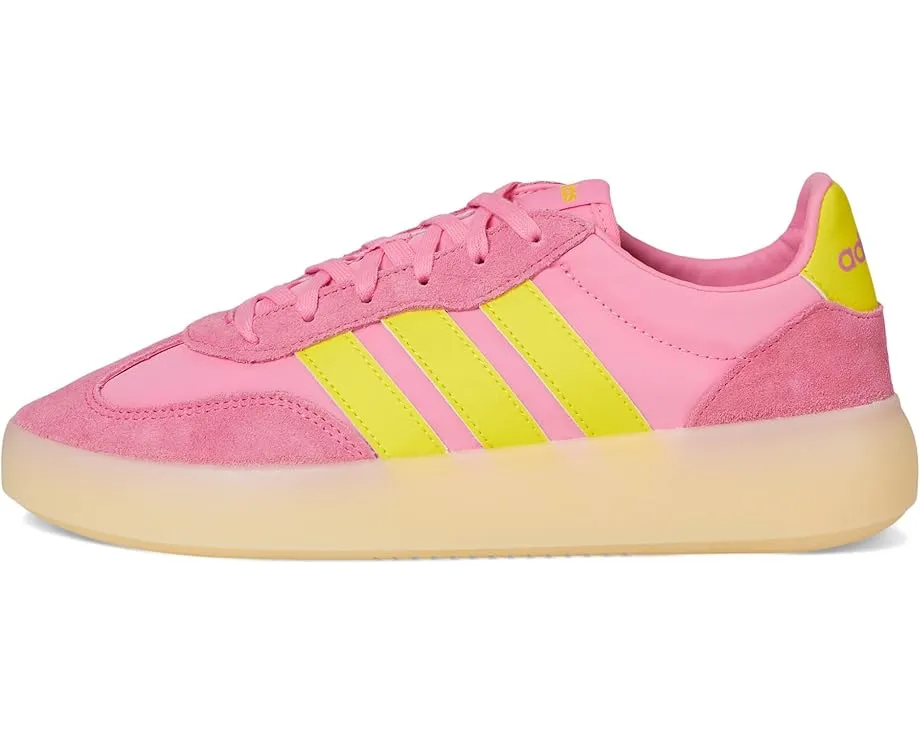 Кроссовки Adidas Barreda Decode из замши и нейлона с резиновой подошвой