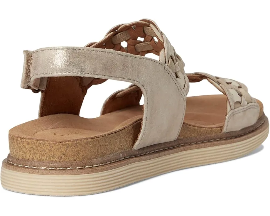 Сандалии Clarks Arwell Glide с плетеным верхом и пробковой стелькой