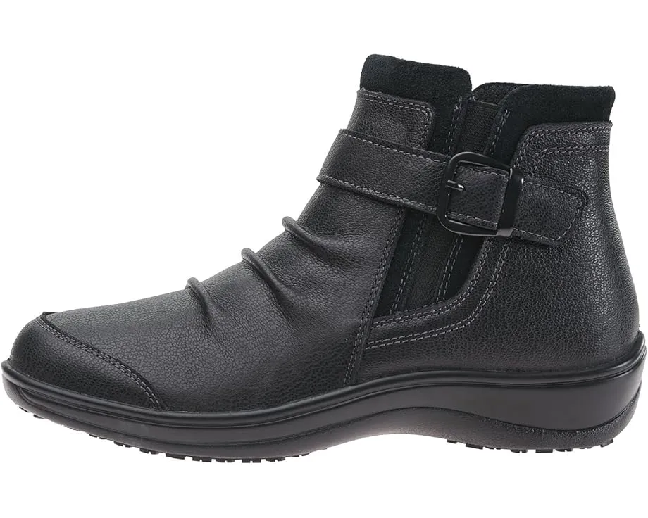 Кожаные лоферы COACH Jocelyn с блочным каблуком и фирменной фурнитурой