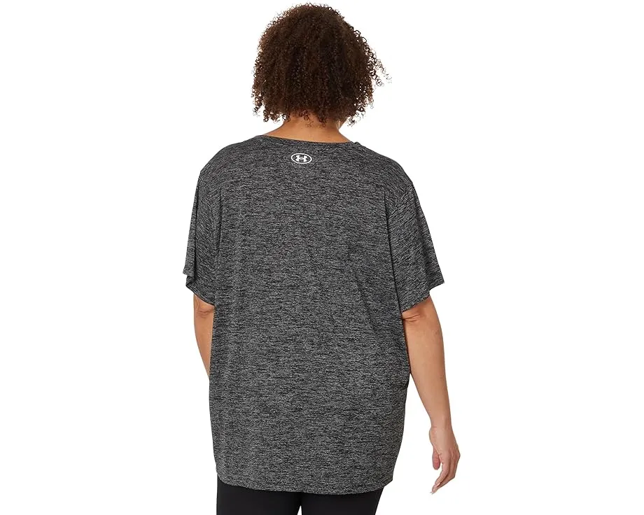 Under Armour Plus Size Tech Short Sleeve V-Neck Twist футболка с V-образным вырезом