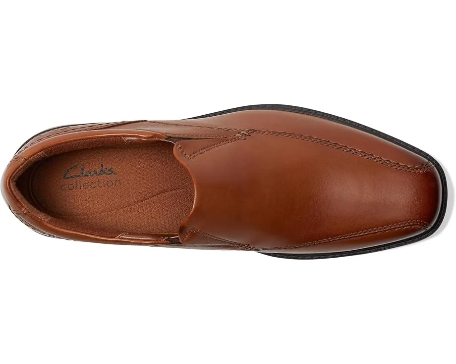 Туфли Clarks DressLite Step без шнуровки с эластичными вставками