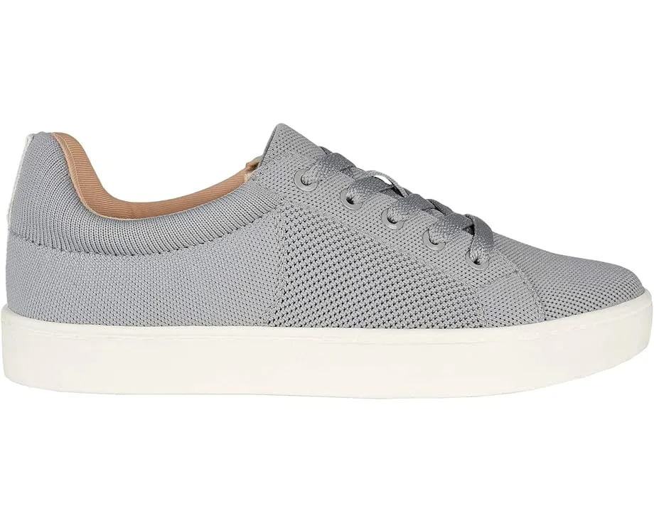 Кроссовки Journee Collection Kimber с технологией Comfort Foam и перфорацией