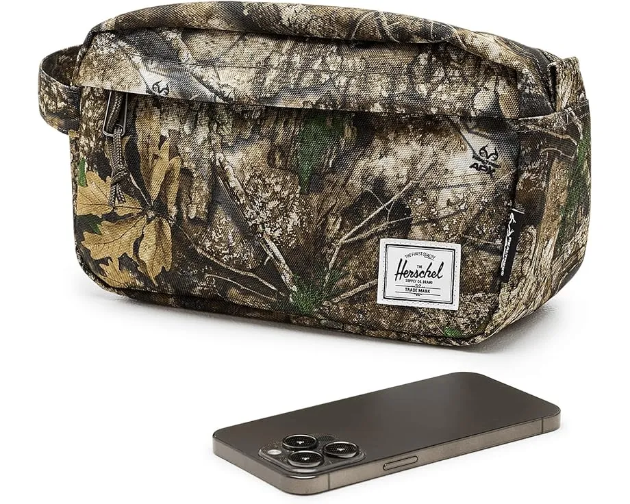 Дорожная косметичка Herschel Chapter с камуфляжем Realtree