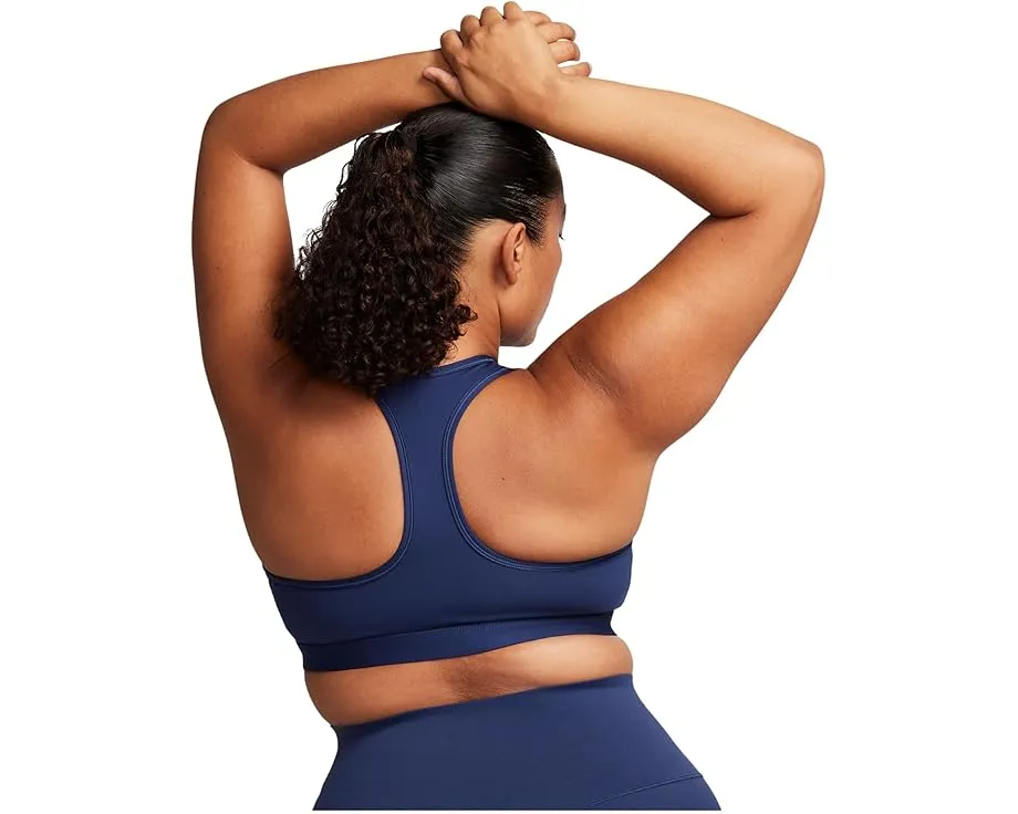 Спортивный бюстгальтер Nike Swoosh со средней поддержкой и вшитыми чашками