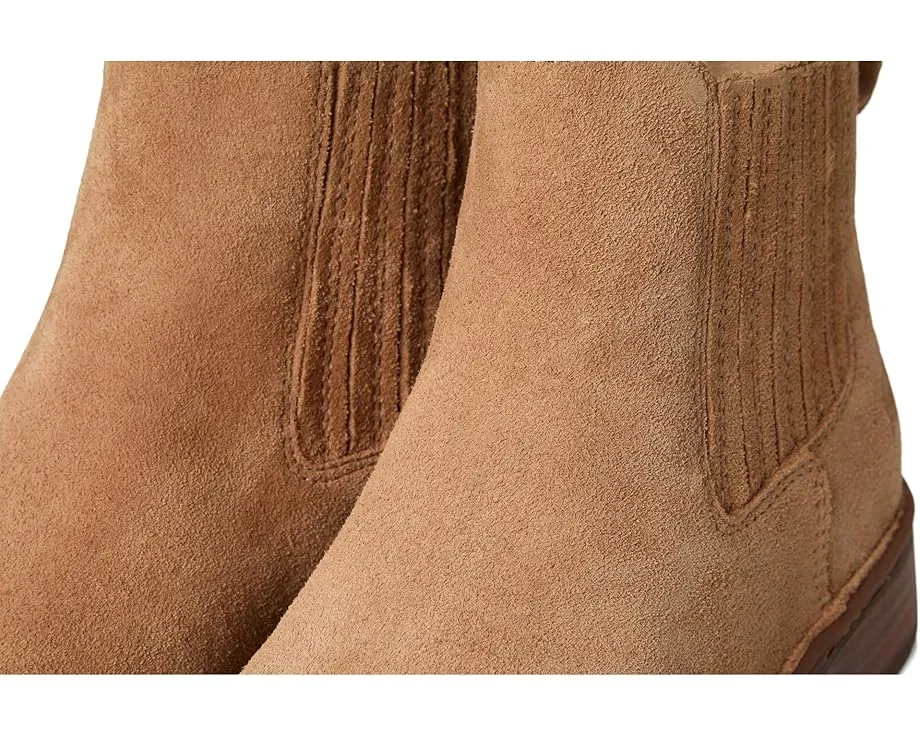 Ботинки Chelsea Born Cici с миндалевидным носком и подошвой для сцепления