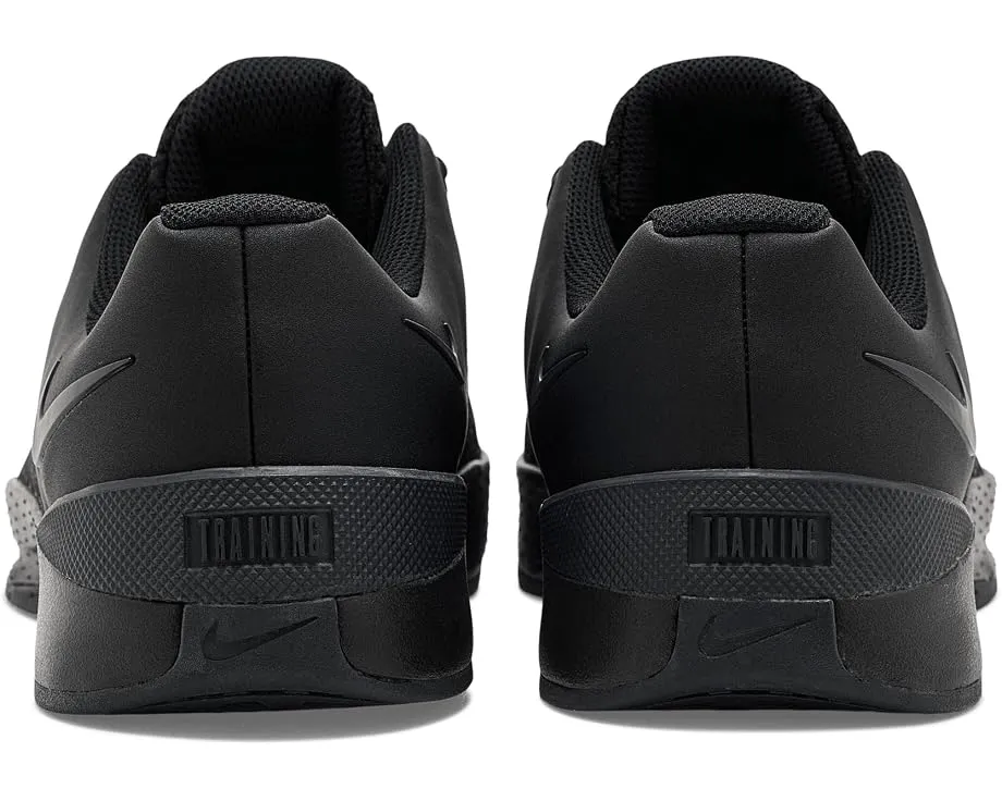 Nike Mc Trainer 4 кроссовки спортивные и легкие