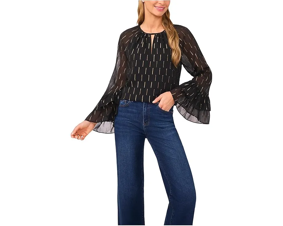 Блуза CeCe с ярусными рукавами и шнуровкой на груди