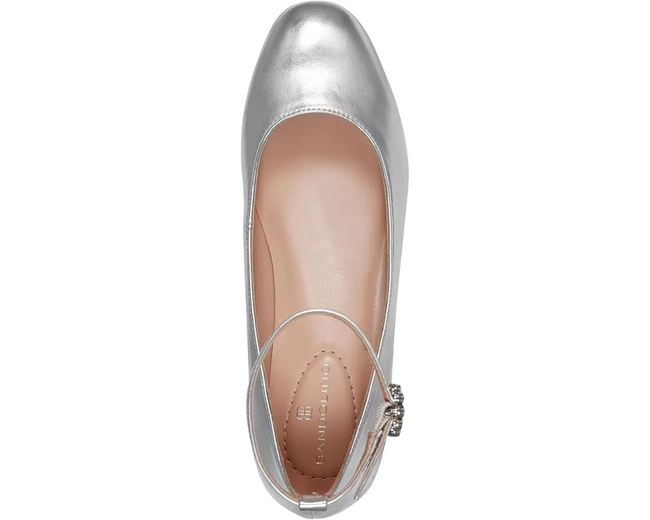 Туфли-лодочки Bandolino Lexy с пряжкой в цветочном стиле и миндалевидным носком