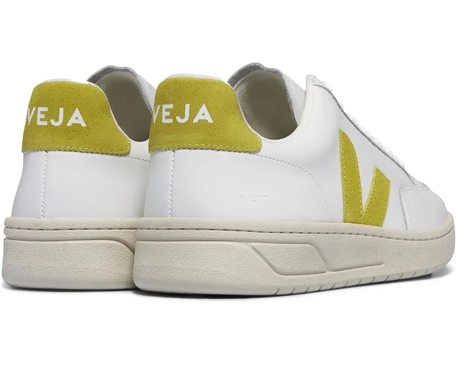 Кроссовки VEJA V-12 с верхом из переработанных материалов