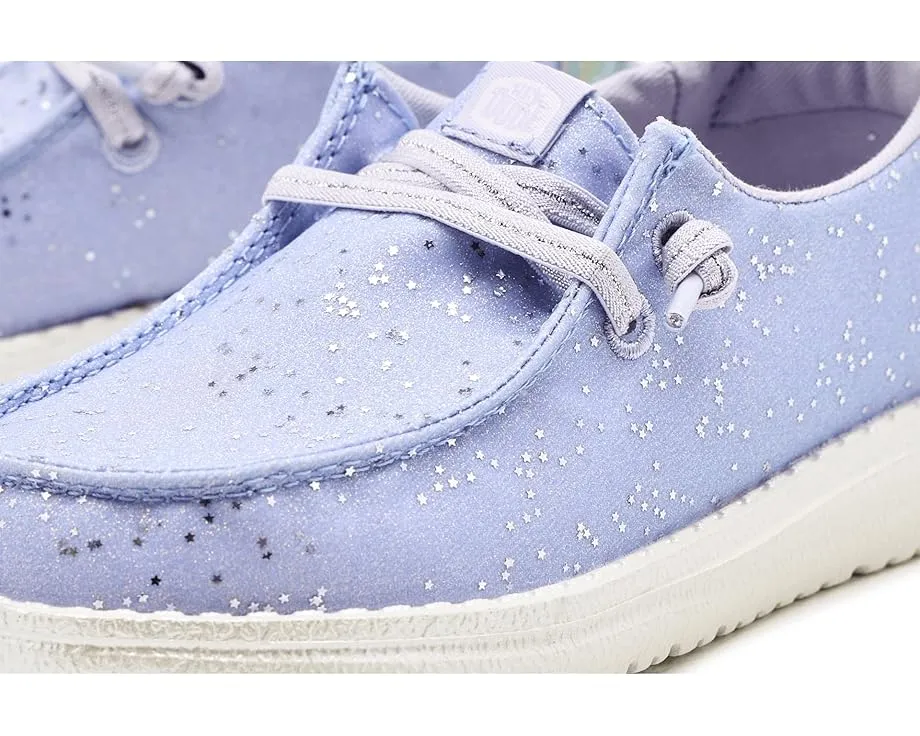 Детские лоферы Hey Dude Kids Wendy Print с округлым носком и технологией Flex & Fold