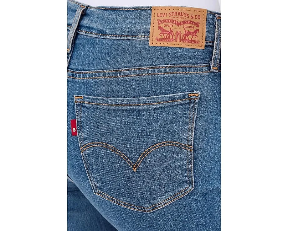 Джинсы Levi's 314 Shaping Straight с эффектом стройнящего силуэта