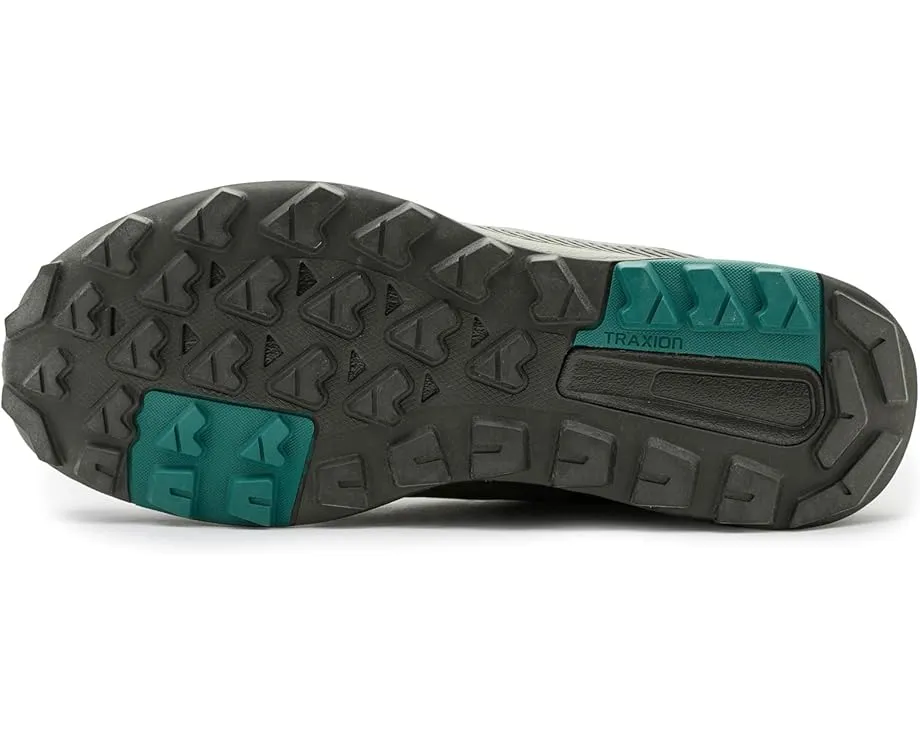 Треккинговые кроссовки adidas Terrex Anylander Mid Top с технологией Rain.RDY