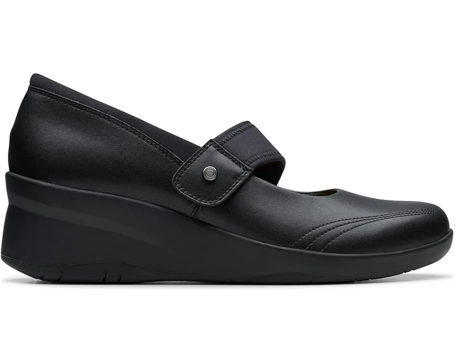 Туфли Clarks Suttyn May с круглым носком на клиновидном каблуке и застежкой на липучке