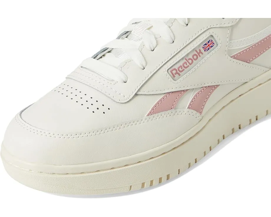 Reebok Lifestyle Club C Double женские кеды с кожаным верхом и массивной резиновой подошвой