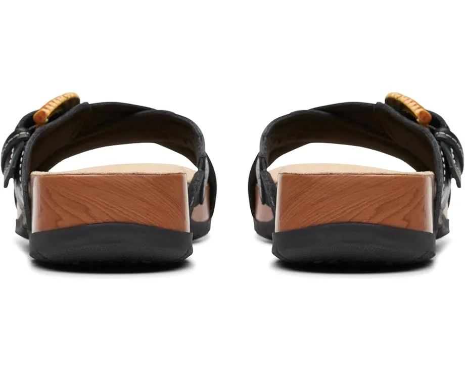 Сандалии Clarks Reileigh Bay с кожаным верхом и застежкой на пряжке