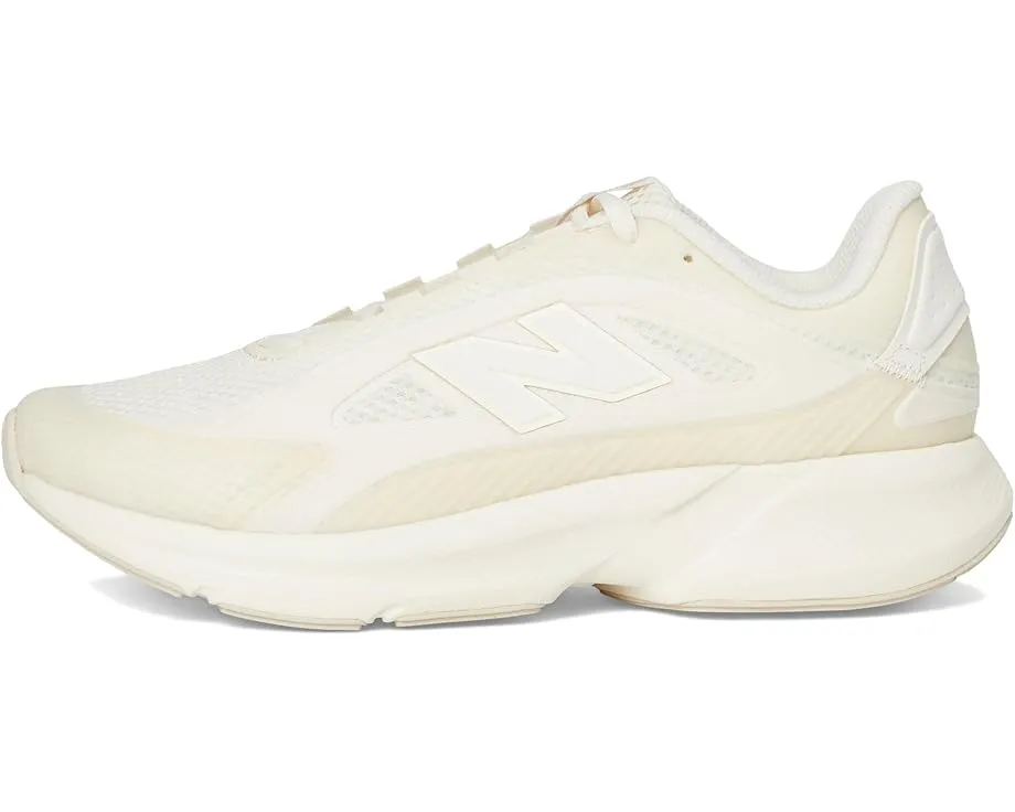 Беговые кроссовки New Balance Catalyst с технологией DynaSoft и резиновыми вставками