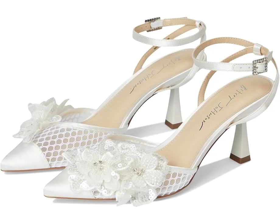 Туфли Susie на шпильке с цветочным декором от Blue by Betsey Johnson
