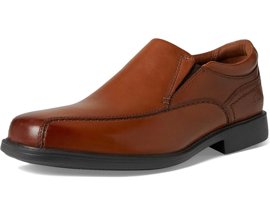 Туфли Clarks DressLite Step без шнуровки с эластичными вставками