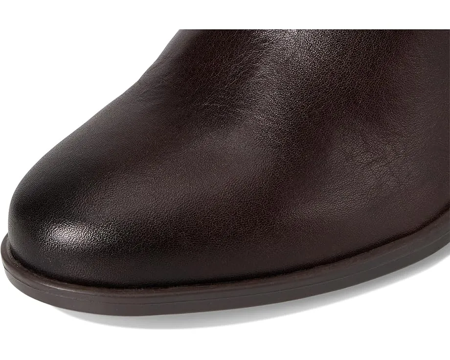 Ботинки Naturalizer Kalina Wide Calf с широким голенищем и ремешком