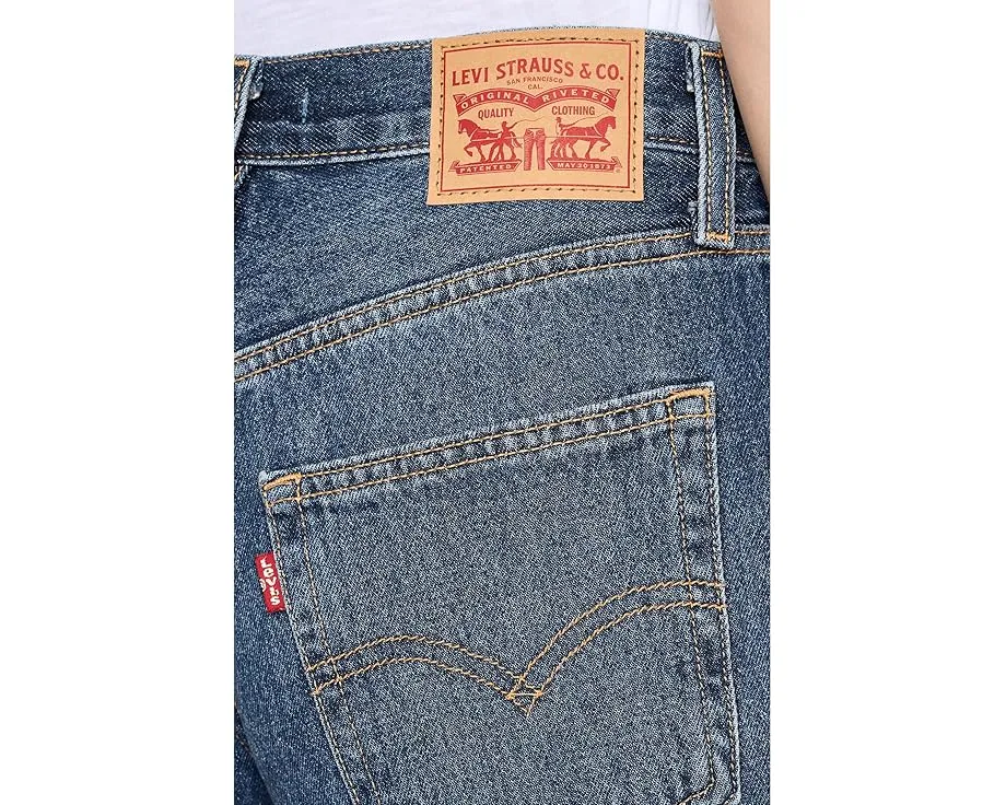 Шорты Levi's Womens 94 Baggy с расслабленным кроем и пятью карманами