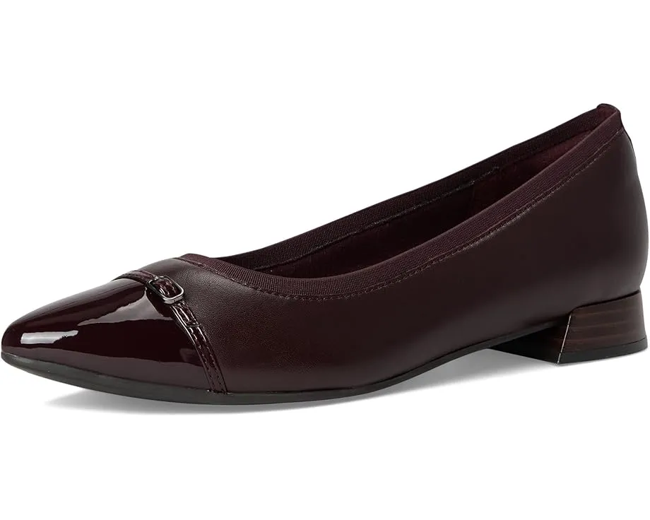 Балетки Natalyn Dusk от Clarks с заостренным носком и пряжкой