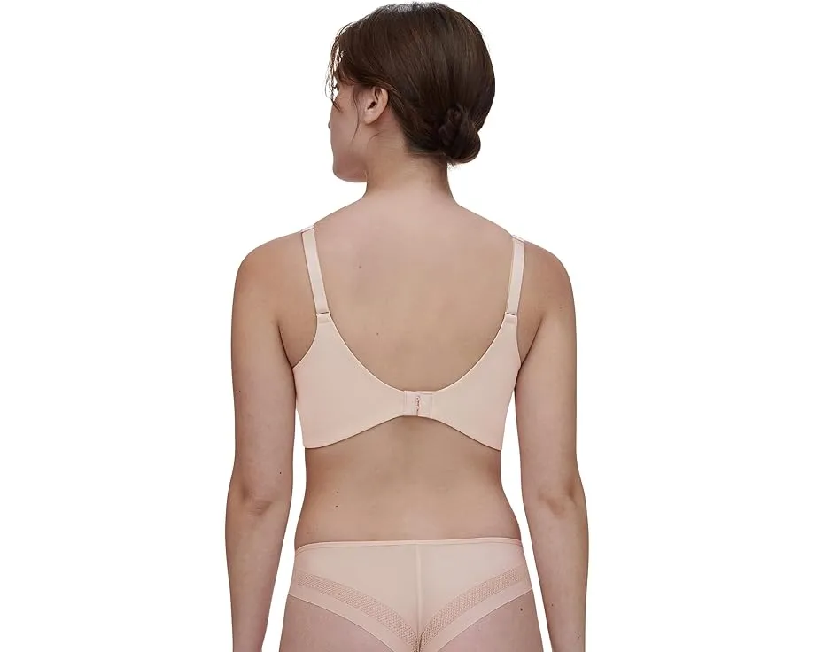 Бюстгальтер без косточек Easy Bliss для футболок из мягкой ткани Chantelle