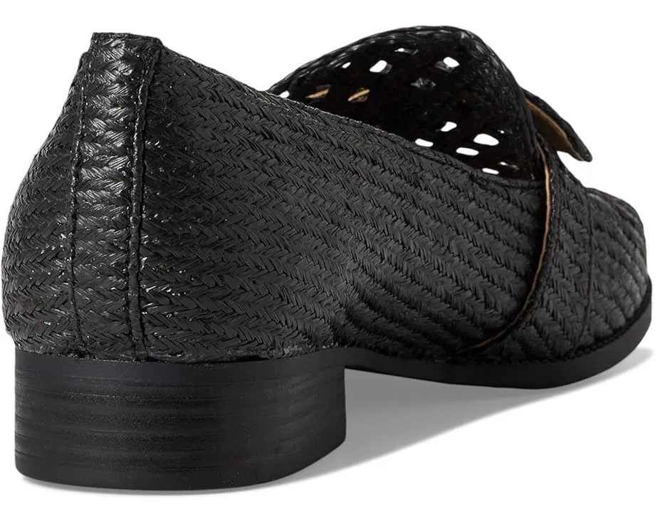 Лоферы Bandolino Lilanaa на квадратном каблуке с прорезным декором