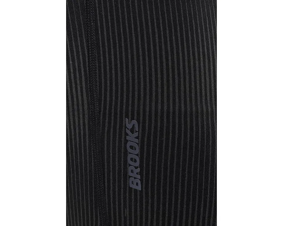 Беговые шорты Brooks Chaser 7 дюймов (17.78 см) с карманами