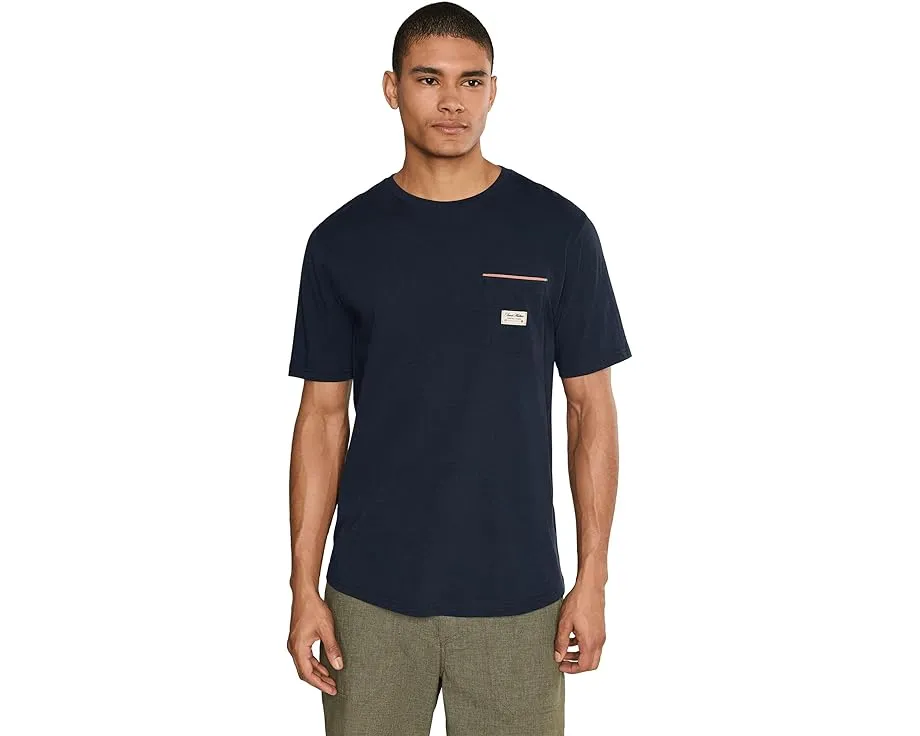 Футболка Social Club от TravisMathew с накладным карманом из мягкого хлопка