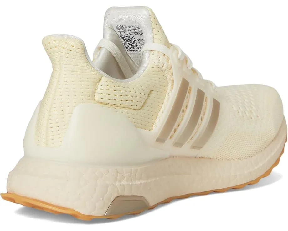 Кроссовки Adidas Ultraboost 1.0 с технологией BOOST и верхом PRIMEKNIT