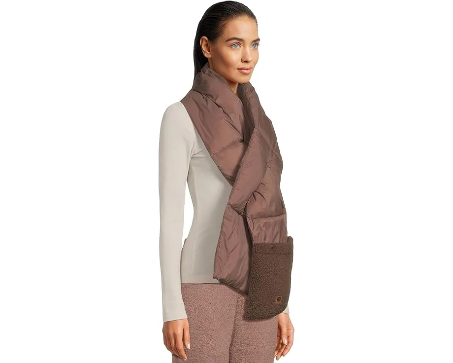 Шарф UGG All Weather Fluff Packable с водоотталкивающей пропиткой и отверстием для стилизации