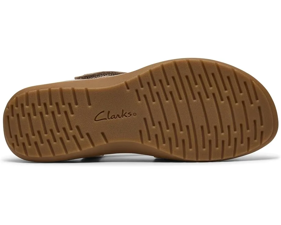 Сандалии Maelynn Gem Clarks из нубука с металлическими деталями на клиновидном каблуке
