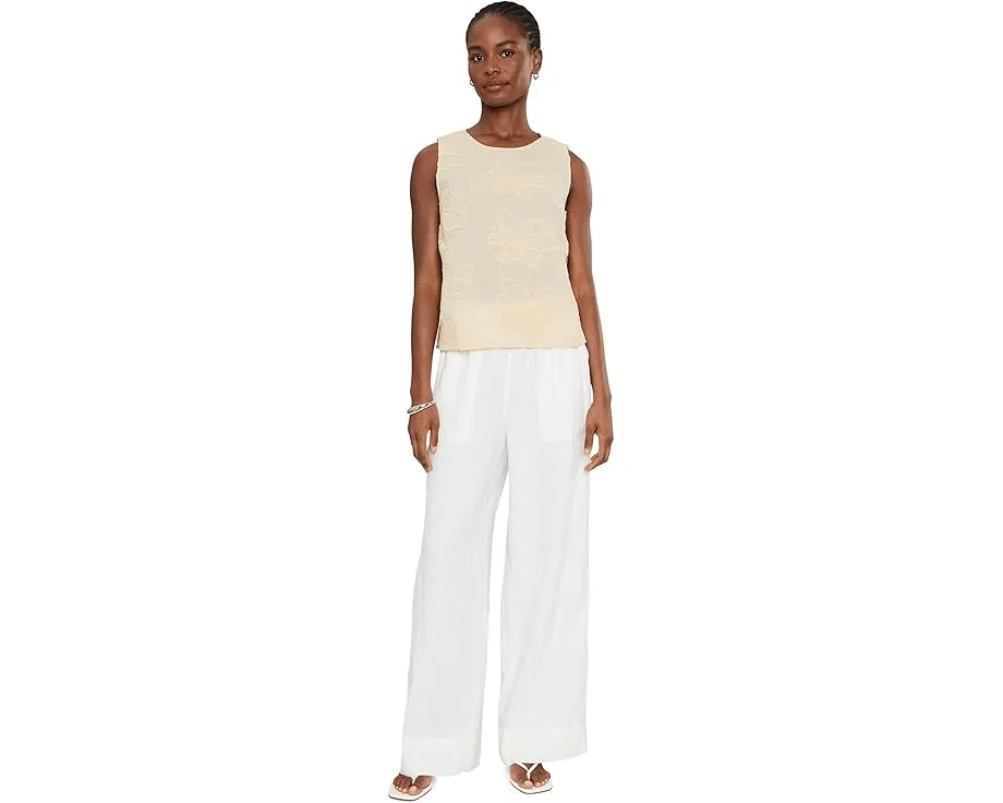 Блузка Boxy Tank от Vince Camuto с цветочной вышивкой