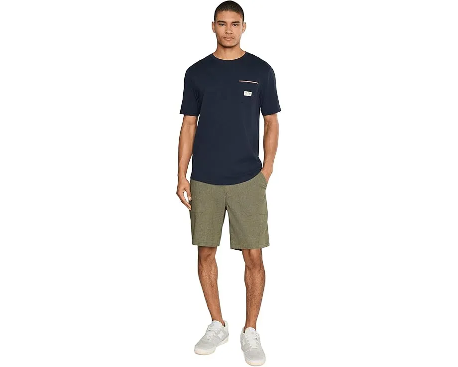 Футболка Social Club от TravisMathew с накладным карманом из мягкого хлопка