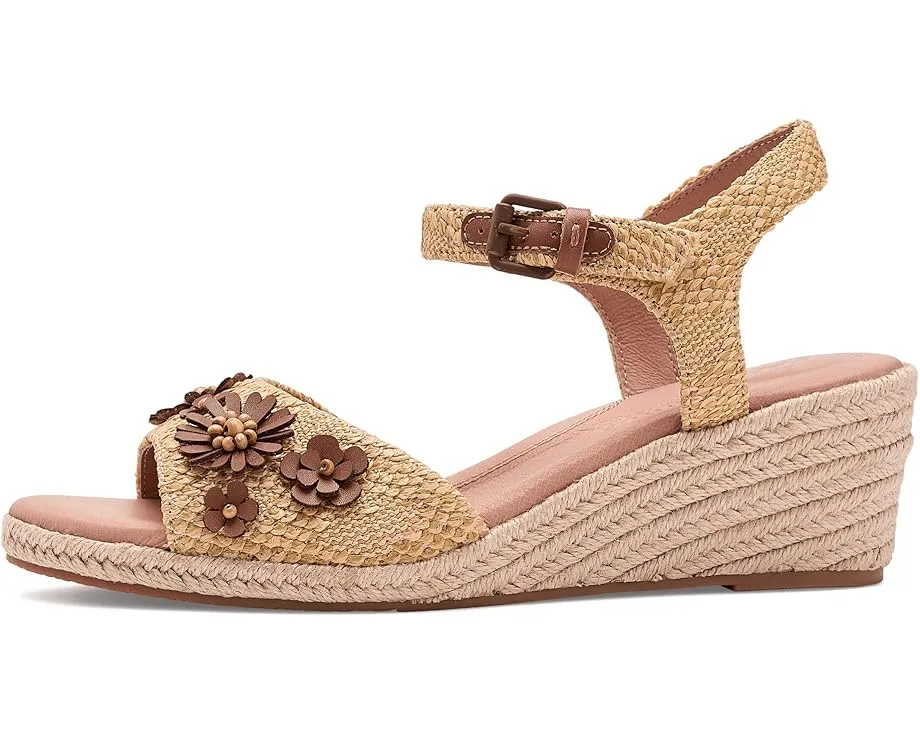Босоножки Gentle Souls by Kenneth Cole Gibson на танкетке с цветочным декором