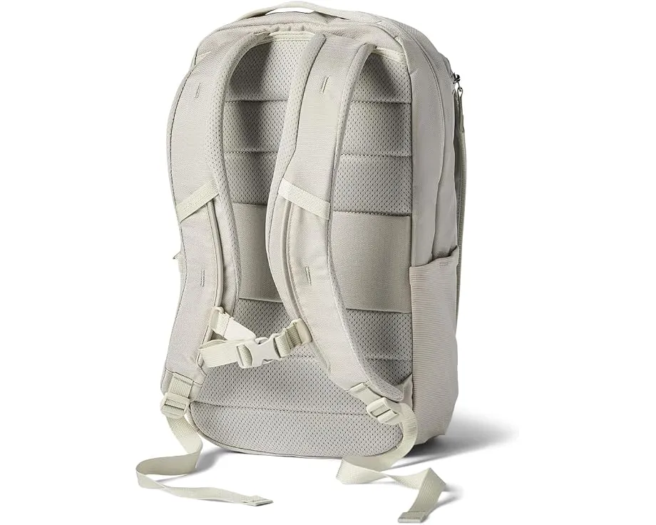 Рюкзак Cotopaxi Allpa 18L с панельной загрузкой и отделением для ноутбука