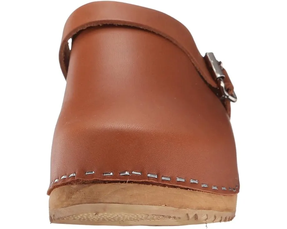 Кожаные сабо Alma с ремешком и удобной деревянной подошвой от MIA