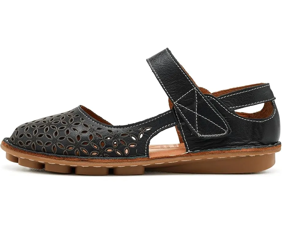Балетки Canoya из натуральной кожи с лазерной резьбой Spring Step
